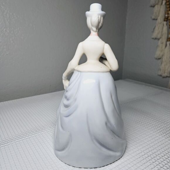 Vtg Victorian Lady Figurine Porcelain Woman Sculpture Eduardian Romantic Dress - Picture 10 of 11